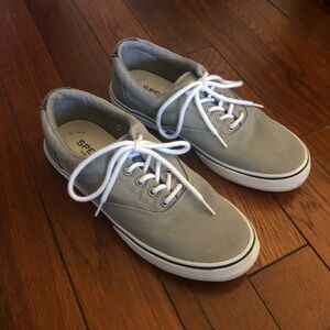 Sperry Sneakers